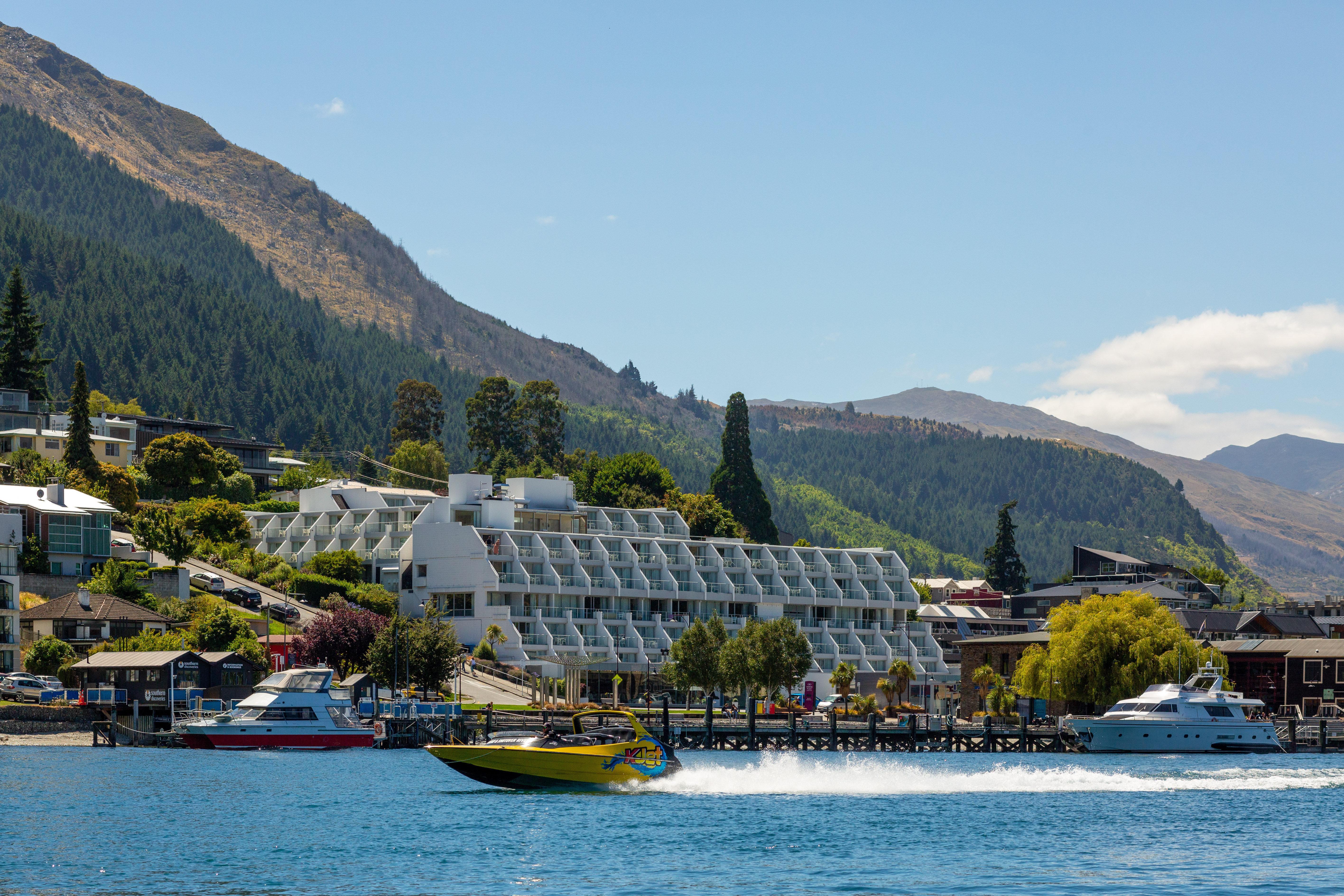 Crowne Plaza Queenstown, An Ihg Hotel Exterior photo