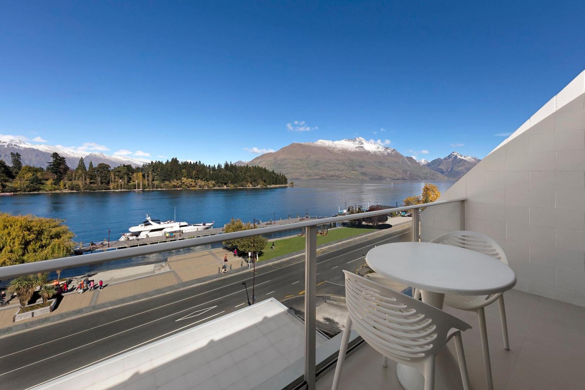 Crowne Plaza Queenstown, An Ihg Hotel Exterior photo